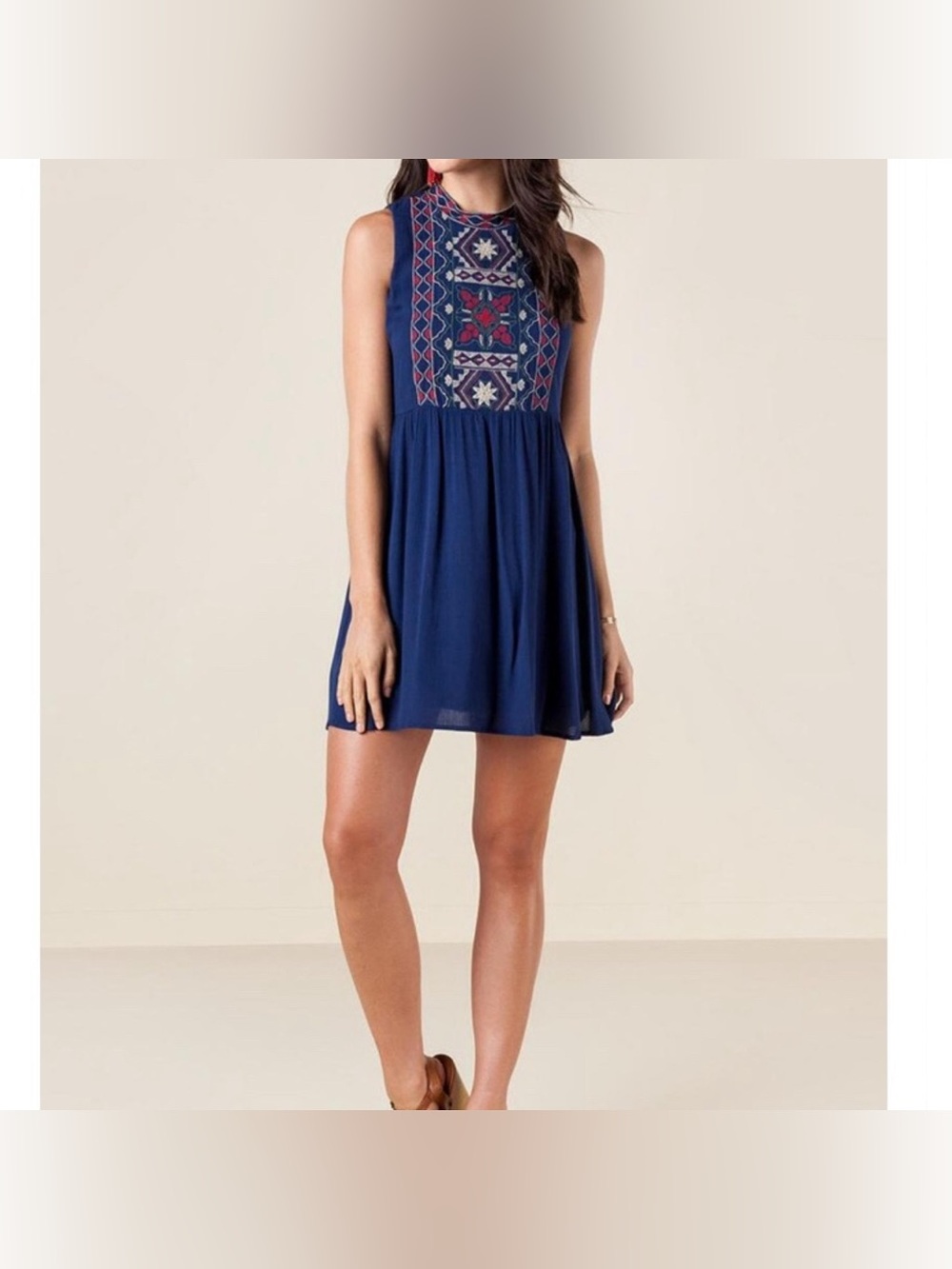 Embroidered Navy Blue Boho Top with Red Accents LG Francesca’s